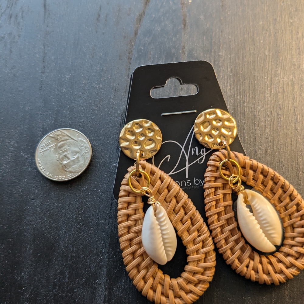 Artisan Woven Teardrop Cowrie Earrings in Gold and Tan - Picture 1 of 1